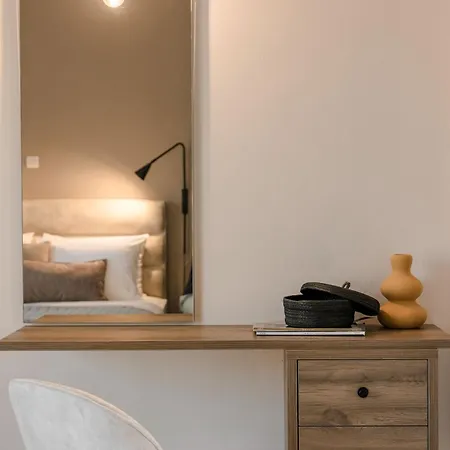 Rosilion Studios&apartments *