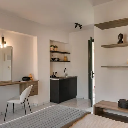 Rosilion Studios&apartments